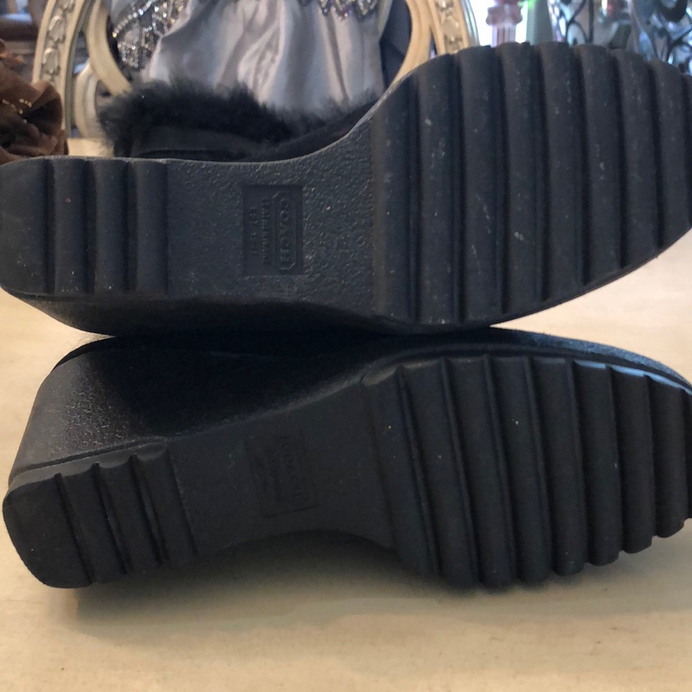 Authentic Coach Sharma Suede Shearling Boots - Picture 5 of 7